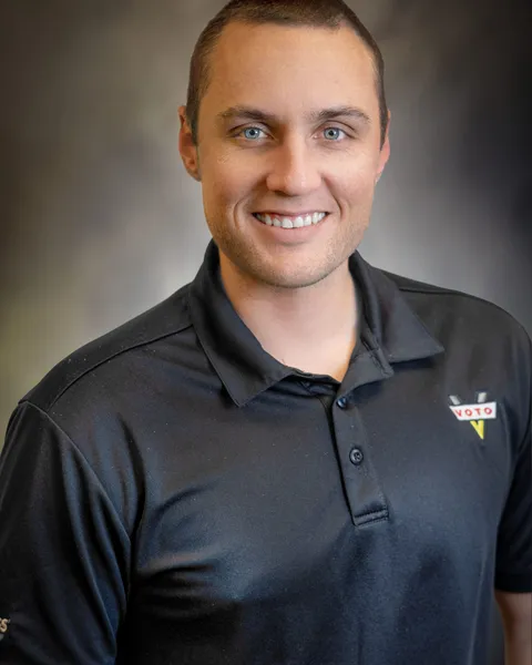 Ian Holt, Sales Manager