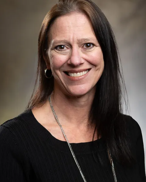 Cari Diserio, Accounting/Credit Manager