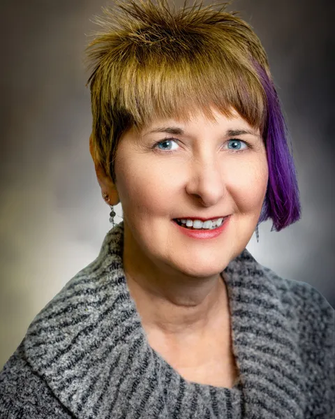 Melanie Dragoun, President